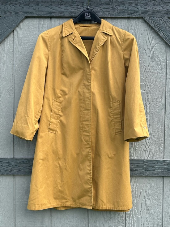 Rainfair Jackets & Blazers - Vintage 1970s Rainfair Yellow Rain Jacket — Distressed, Unique Classic